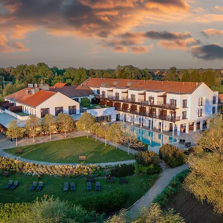 Tisza Balneum Hotel