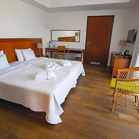 Tisza Balneum Hotel 4*