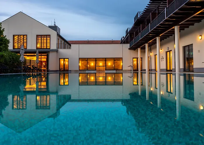 Tisza Balneum Hotel Hotel 4*