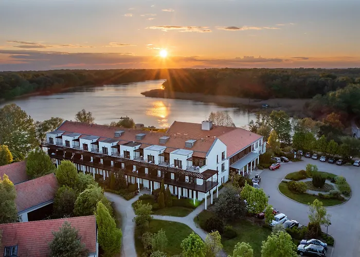 Tisza Balneum Hotel 4*