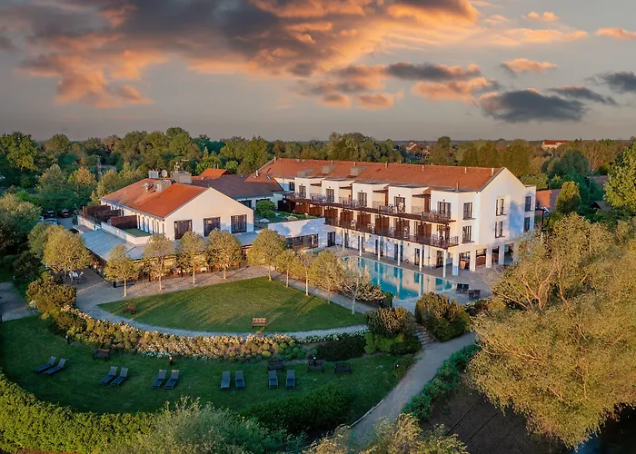 Tisza Balneum Hotel Hotel