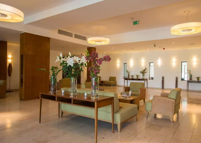 Tisza Balneum Hotel Hotell 4*
